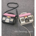 Nuevo estilo Collision Color Originality Strange Little House Cartoon encantador bolso de personajes individuales